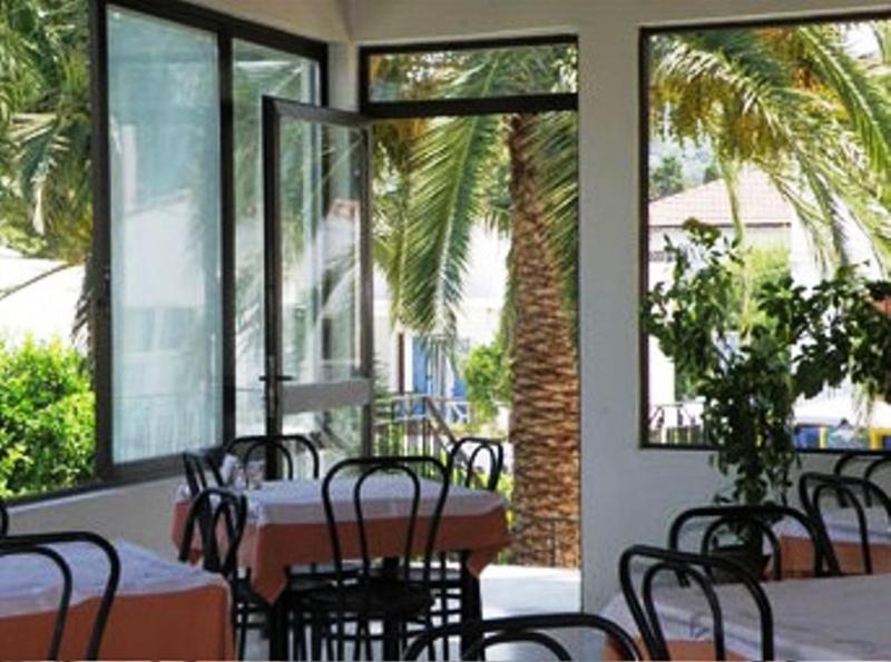 Hotel Kavouris Skopelos Exterior foto